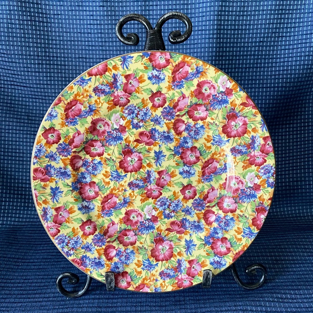 Vintage Royalty China plate by Royal Winton
